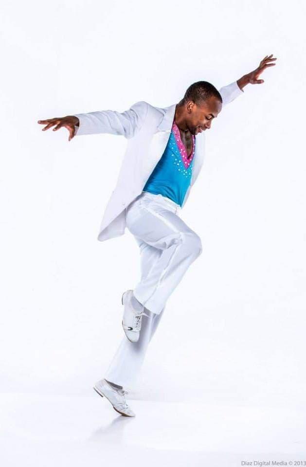 LEARN COLOMBIAN SALSA IN 1 MINUTE STEP BY STEP | COLOMBIAN SALSA COURSE ONLINE | Salsa Dance